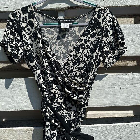 Donna Morgan Faux Wrap Dress - Picture 2 of 7